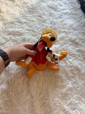 Disney Mouseketoys Pluto Barbershop Quartet Mini Bean Bag Plush NWT